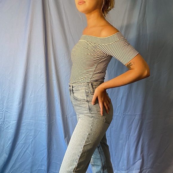 J Crew Off-the-Shoulder Top - Picture 3 of 4